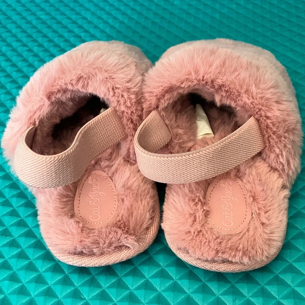 NEW - CAT & JACK Toddler Nova Puff Scuff Slippers | L 9-10